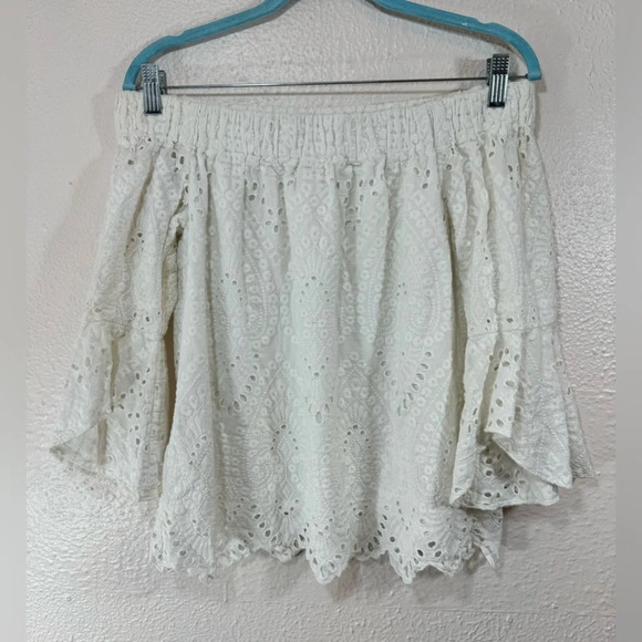 Trina Turk NWT White Off The Shoulder Eyelet Blouse Women’s Medium Cotton Summer - Picture 9 of 9